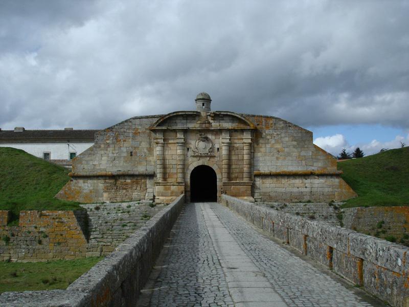 A Muralha Almeida